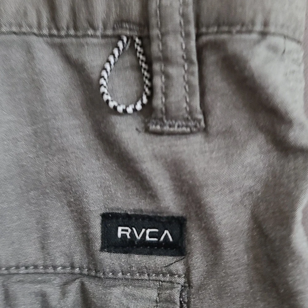 RVCA Mens Board Shorts Swim Casual Gray Pockets‎  SZ 36 GUC READ